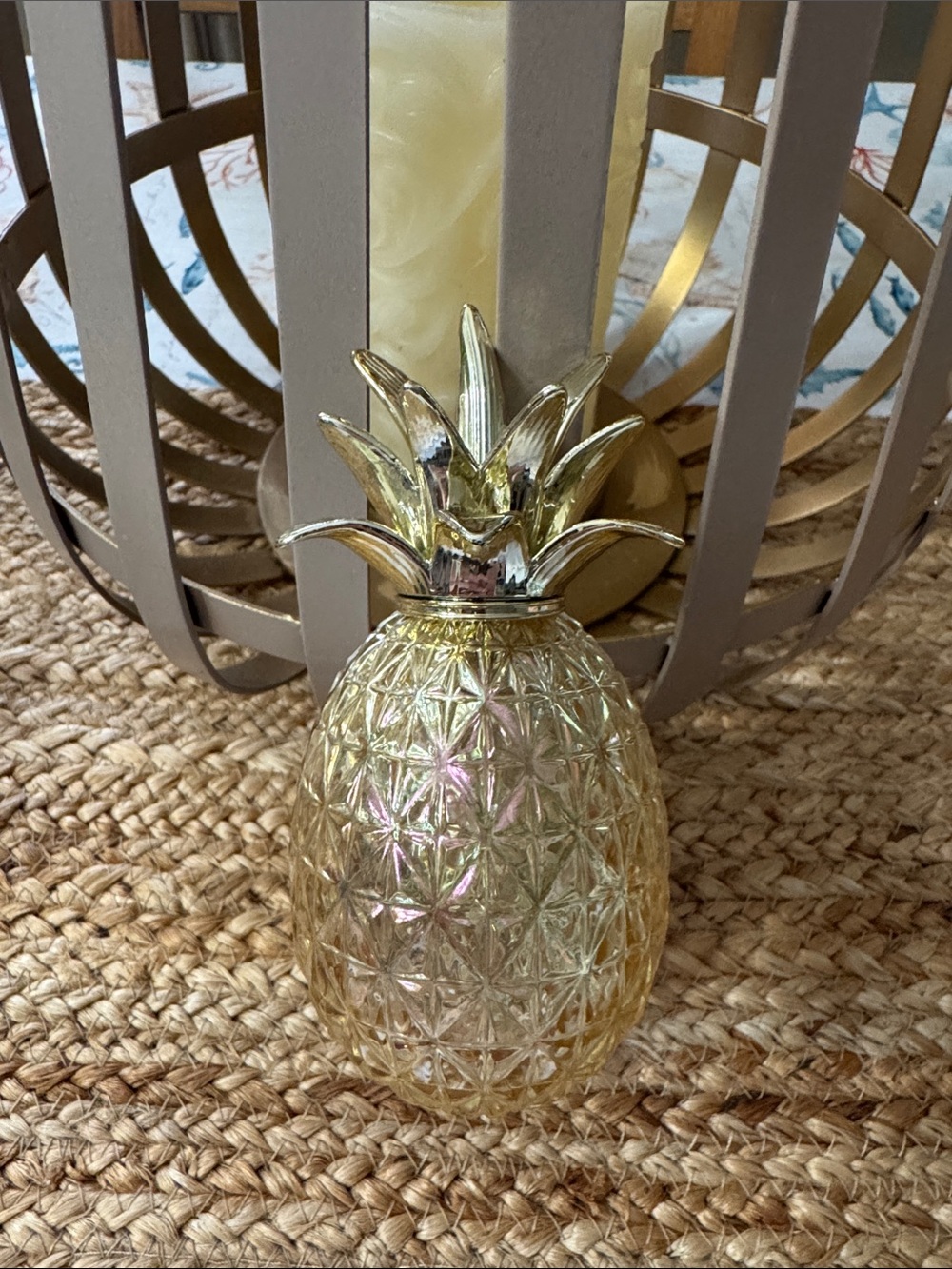 Bath & Body Works Pineapple Wallflower Plugin - Picture 2 of 5